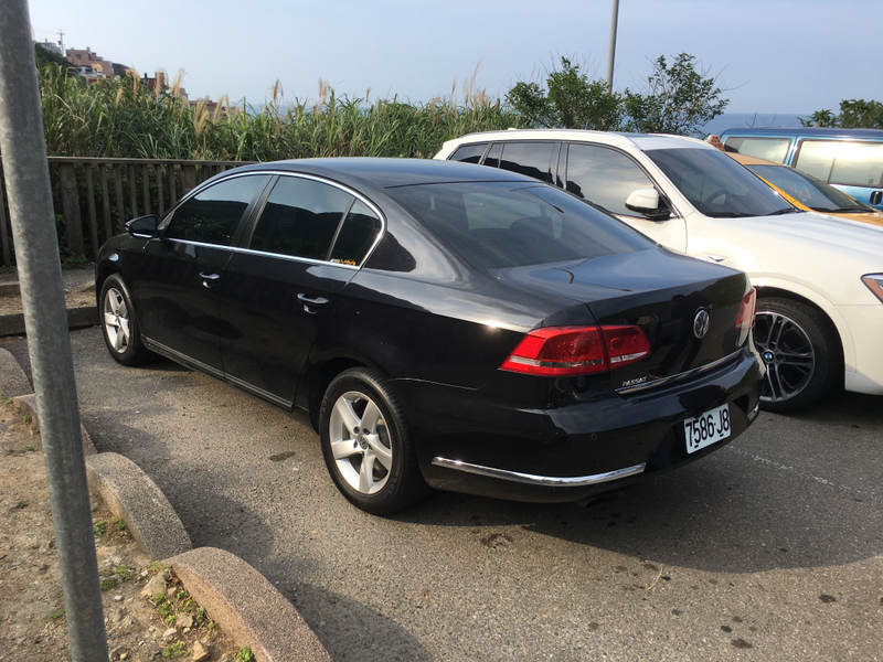 A nice B6.5 facelift Passat. The US did not get this model as the NMS Passat was introduced in 2012.